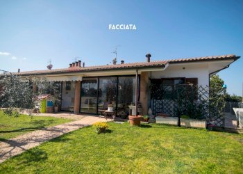 Casa all\'aperto - Casa indipendente STRADA DELLE SELVACCE
 
41, Roccastrada - foto 2