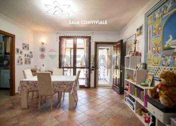 Sala da pranzo - Casa indipendente STRADA DELLE SELVACCE
 
41, Roccastrada - foto 8