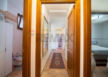 Hall / corridoio - Casa indipendente STRADA DELLE SELVACCE
 
41, Roccastrada - foto 15