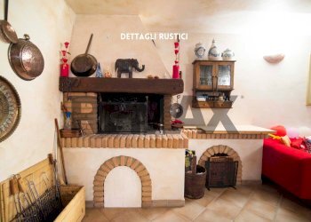 Soggiorno - Casa indipendente STRADA DELLE SELVACCE
 
41, Roccastrada - foto 3