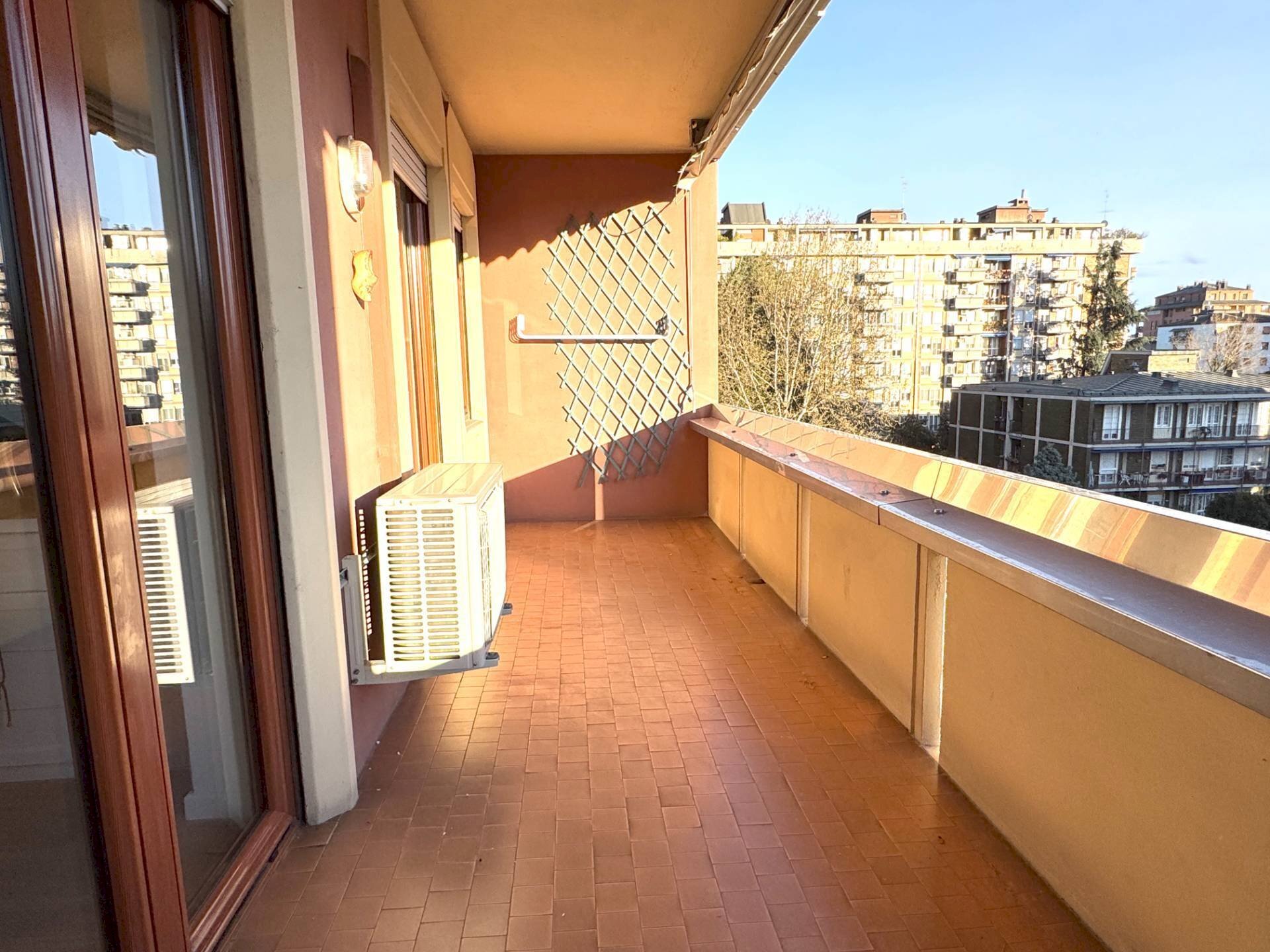 TERRAZZO - Bilocale VIALE FULVIO TESTI
 
90, Milano - foto 2