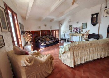 Soggiorno - Quadrilocale Via Secondaria Ponente
 
11, Mondaino - foto 8