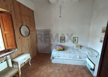 Camera / camera da letto - Quadrilocale Via Secondaria Ponente
 
11, Mondaino - foto 15