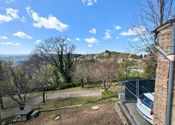 Vista dal terrazzo - Quadrilocale Via Secondaria Ponente
 
11, Mondaino - foto 22