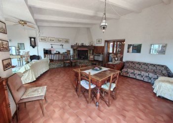 Sala da pranzo - Casa indipendente Via Secondaria Ponente
 
11, Mondaino - foto 2