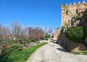 Parco - Casa indipendente Via Secondaria Ponente
 
11, Mondaino - foto 33