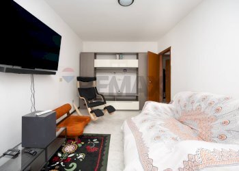 Camera / camera da letto - Bilocale via watt
6, Trezzo sull'Adda - foto 8