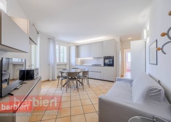 Foto 2 - Trilocale Rotonda silvio pellico
 
13, Cervia - foto 2