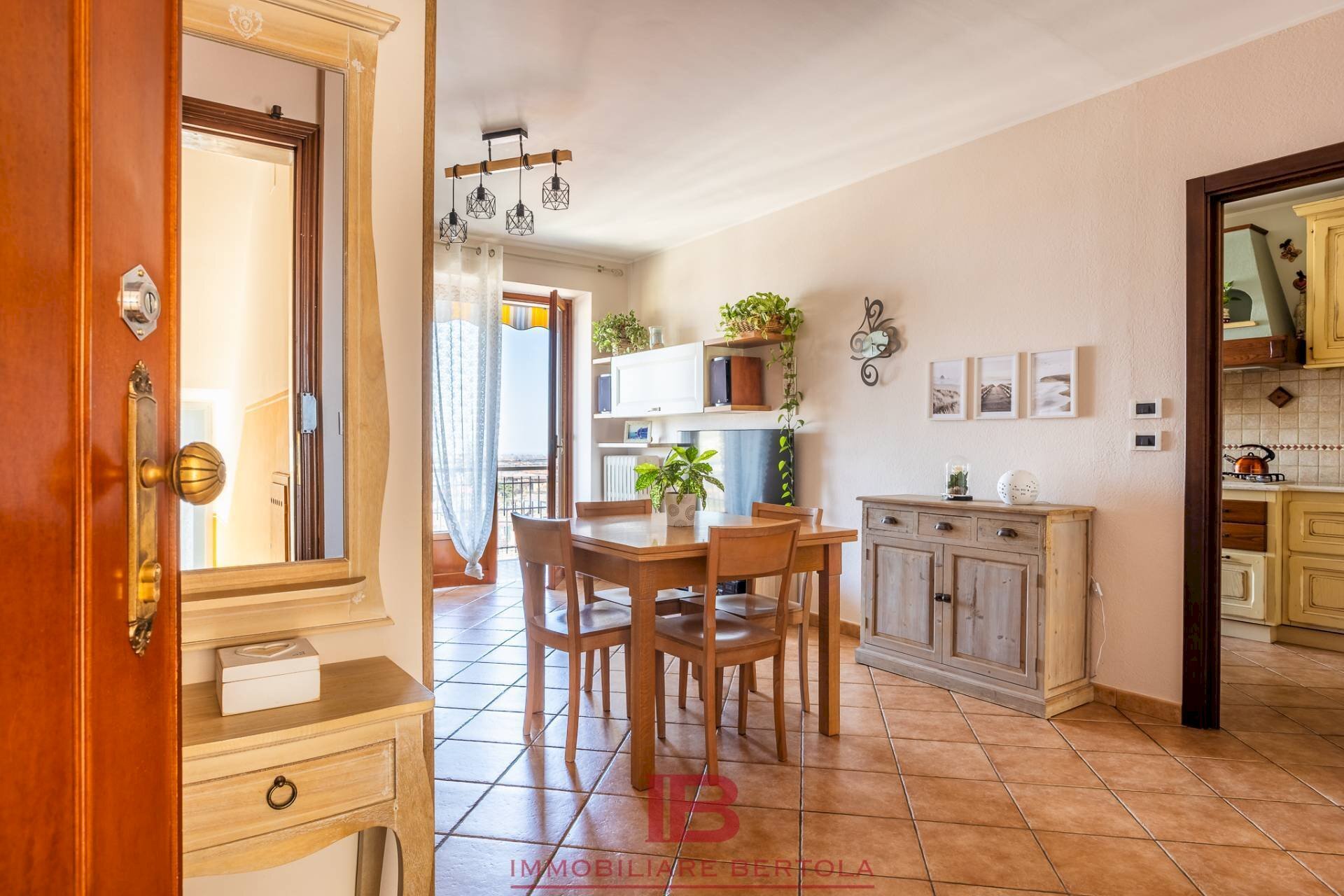 Foto 2 - Four-room apartment VIA CASTELLO
 
14, Boves - photo 2