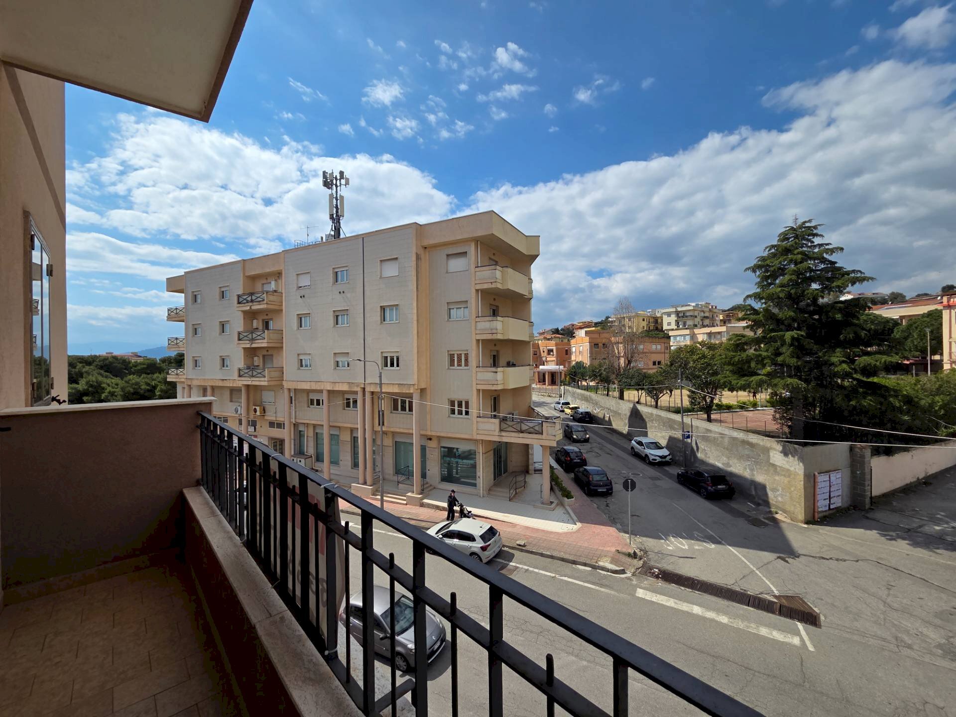 Foto 1 - Quadrilocale viale Crotone, Catanzaro - foto 1