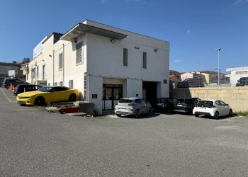 Foto 3 - Stable - Palace viale Magna Grecia
215, Catanzaro - photo 3