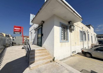 Foto 1 - Stable - Palace viale Magna Grecia
215, Catanzaro - photo 1