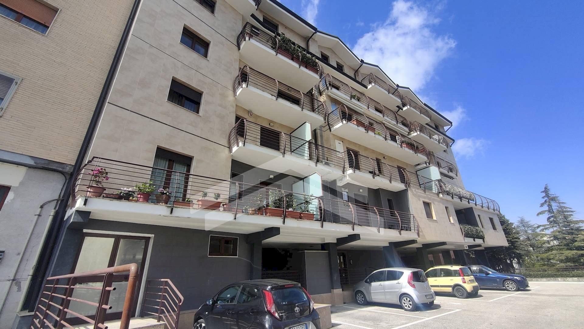 Foto 1 - Box Via Nebbia
 
18, Campobasso - photo 1