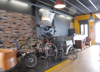 IMG_2863 - Shop corso UMBRIA, Torino (neighborhood San Donato) - photo 2