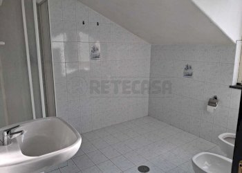 WhatsApp Image 2026-03-30 at 10.11.59 (2).jpeg - Four-room apartment Via Giacomo Colombo, Marcianise - photo 8