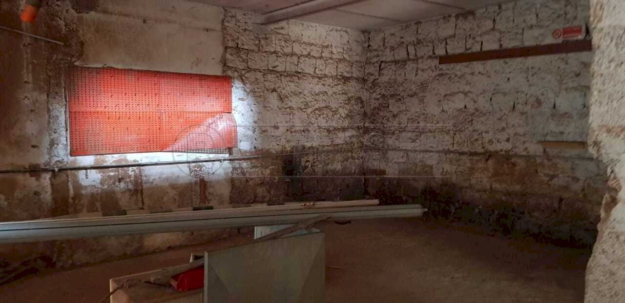 1 (9).jpeg - Magazzino Via Busacca 5, Marcianise - foto 2