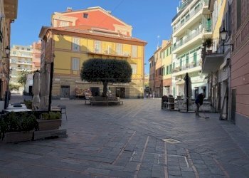 IMG_9339.jpeg - Locale Commerciale Via Antonio Ghilini 58, Loano - foto 7