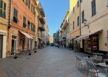 IMG_9334.jpeg - Locale Commerciale Via Antonio Ghilini 58, Loano - foto 11