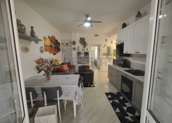 PHOTO-2026-03-10-10-03-57(1).jpg - Quadrilocale Via del Sagittario, Finale Ligure - foto 1