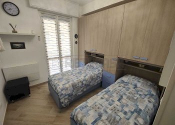 PHOTO-2026-03-10-10-03-57(3).jpg - Quadrilocale Via del Sagittario, Finale Ligure - foto 3