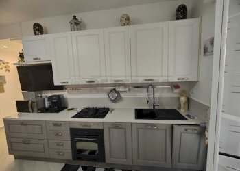 PHOTO-2026-03-10-10-03-59.jpg - Quadrilocale Via del Sagittario, Finale Ligure - foto 28