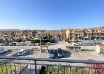 IMG_7619.JPG - Quadrilocale Osimo - foto 3