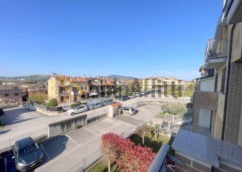 IMG_7620.JPG - Quadrilocale Osimo - foto 4