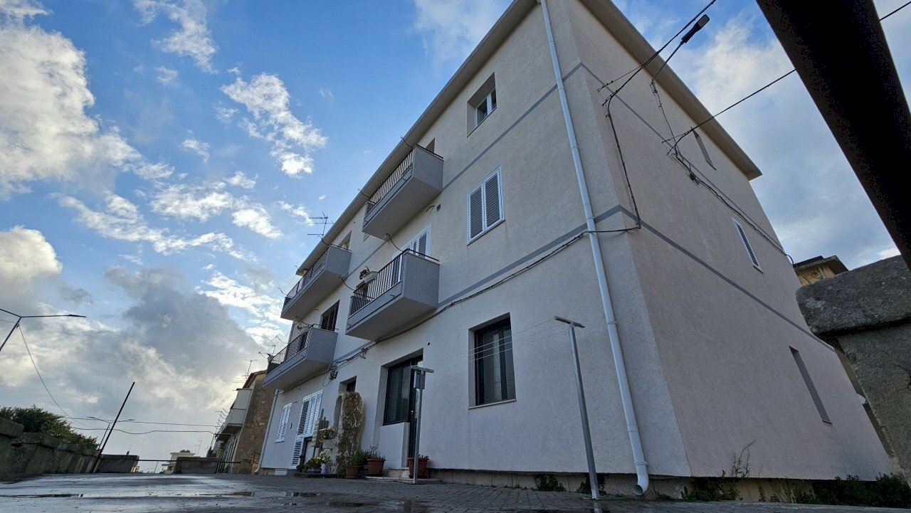 1.jpg - Quadrilocale Viale Alessandro Manzoni 15, Modica - foto 1