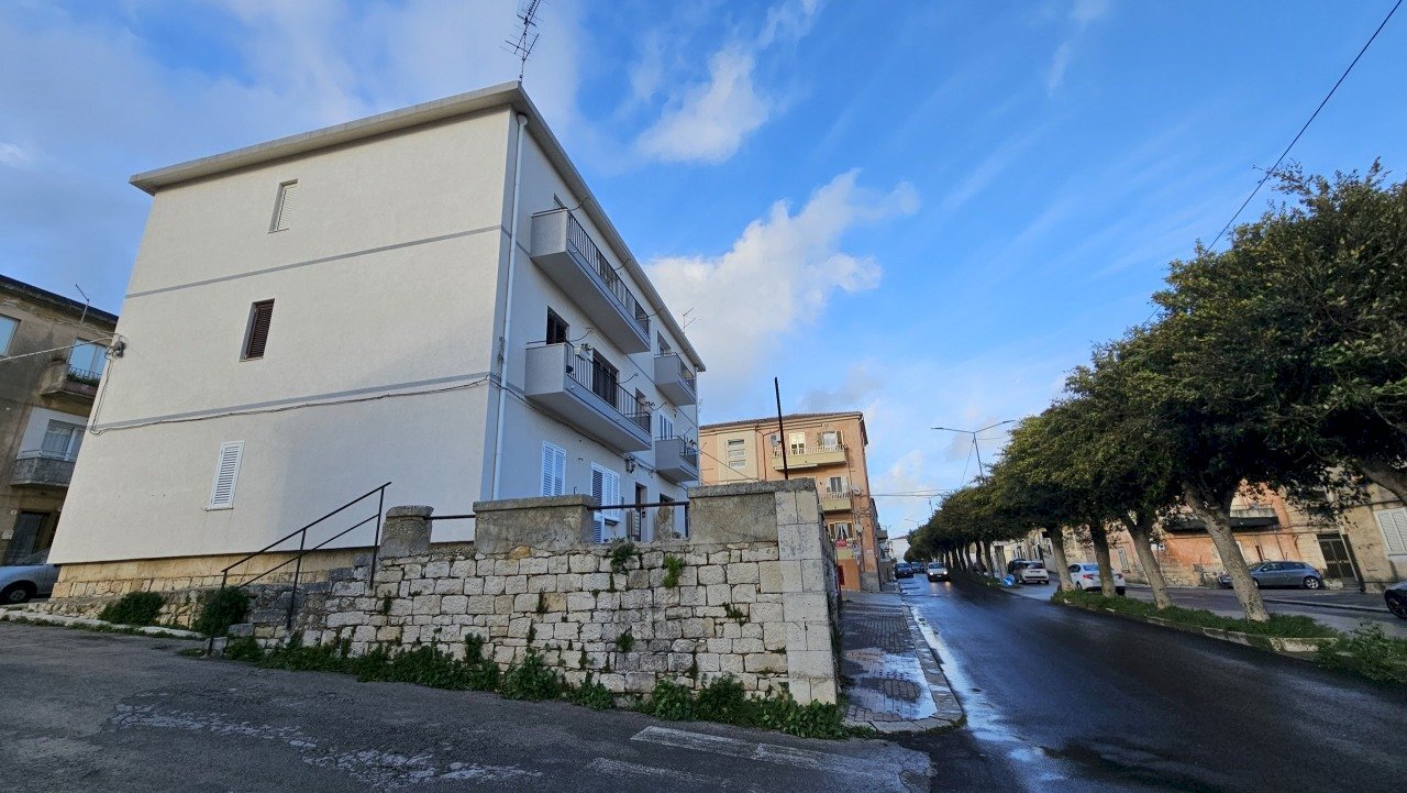 3.jpg - Quadrilocale Viale Alessandro Manzoni 15, Modica - foto 3