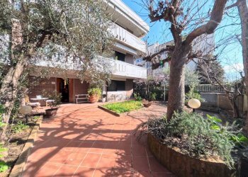 Esterni - Appartamento Via Alcide de Gasperi 43, Pontedera - foto 22