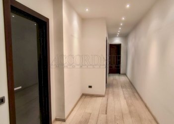 IMG_20260210_104231278_HDR-EDIT.jpg - Office Via Altinate 55, Padova - photo 4