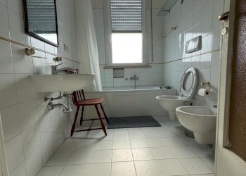 WhatsApp Image 2026-03-16 at 10.25.18 (3).jpeg - Quadrilocale Viale Carlo Goldoni 1, Rimini - foto 24