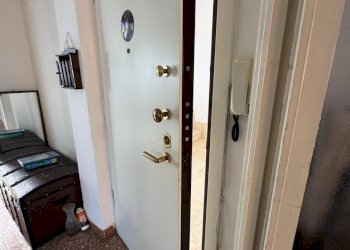 WhatsApp Image 2026-03-16 at 10.25.18 (1).jpeg - Quadrilocale Viale Carlo Goldoni 1, Rimini - foto 2