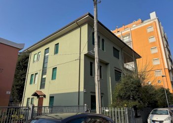 WhatsApp Image 2026-03-16 at 10.25.17.jpeg - Quadrilocale Viale Carlo Goldoni 1, Rimini - foto 29