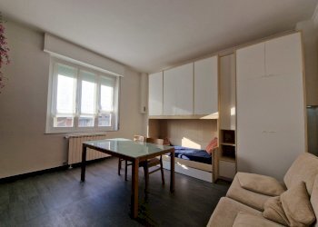 camera 2 a.jpg - Apartment Via Fratelli Canale 5, Genova (neighborhood San Martino) - photo 18