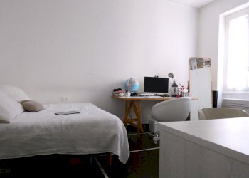 camera da letto - Appartamento Via Giuseppe Michele Canale, Genova (zona San Martino) - foto 18