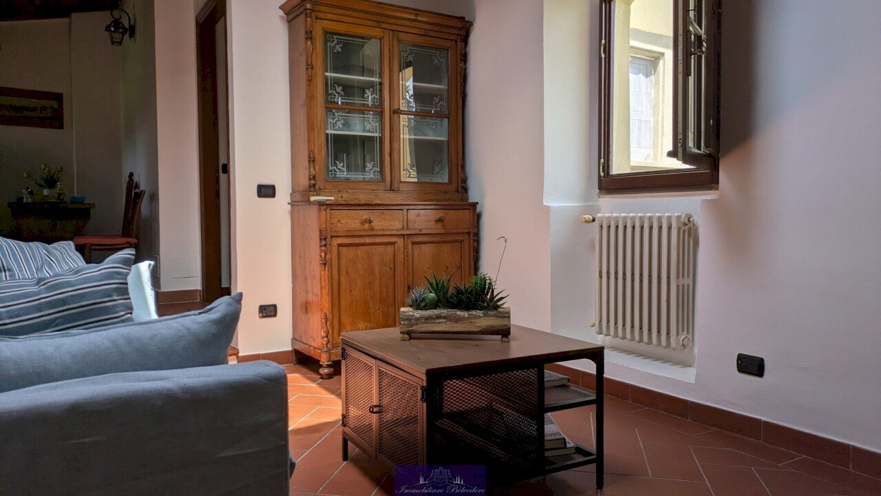 soggiorno1.jpg - Two-room apartment Via di Scandicci 47, Firenze - photo 3