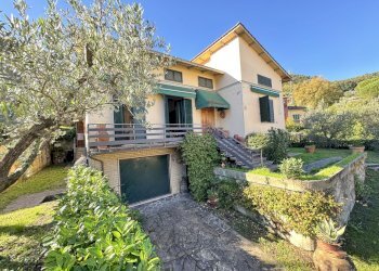 IMG_1043.jpg - Villa Via Val di Bisenzio 267, Vaiano - foto 2