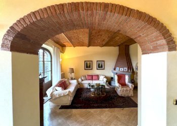 sala - Villa Via di Cantagallo, Prato - photo 12