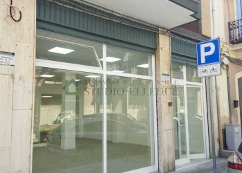 530d42a9-dcdf-485a-bde6-04b1774f232e.jpg - Commercial Premises Via Francesco Petrelli 6, Bari - photo 3