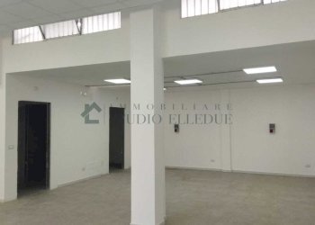 6b316404-94d3-44e7-96ae-80f33008d836.jpg - Commercial Premises Via Francesco Petrelli 6, Bari - photo 11