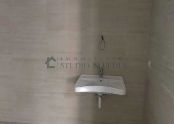 c2888886-ba69-4b37-b2b7-f9b7709b2ff9.jpg - Commercial Premises Via Francesco Petrelli 6, Bari - photo 16