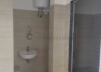 c68f4e2c-1493-4b48-a673-d38377861178.jpg - Commercial Premises Via Francesco Petrelli 6, Bari - photo 18