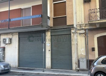 IMG_2623 - Commercial Premises Via Francesco Petrelli 6, Bari - photo 1