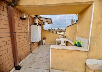 8.jpg - Mansarda Via delle Ginestre 47, Guidonia Montecelio - foto 10