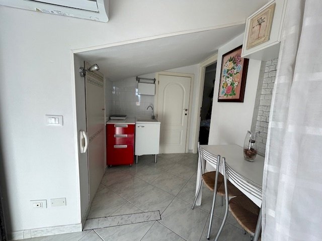 3.jpg - Mansarda Via delle Ginestre 47, Guidonia Montecelio - foto 3