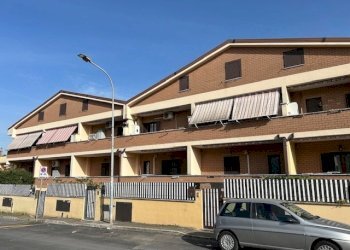 15.jpg - Mansarda Via delle Ginestre 47, Guidonia Montecelio - foto 15