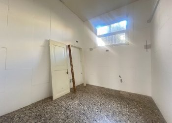 IMG_6658.JPG - Commercial Premises via C. B. Cavour 38, Crevalcore - photo 18