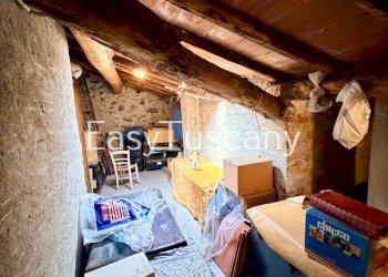 image00024.jpeg - Villa Piazza Domenico Martini 16C, Borgo a Mozzano - foto 29