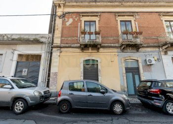 Bottega via P.Nicola 80 (2).jpg - Bilocale Via Principe Nicola 80, Catania - foto 20